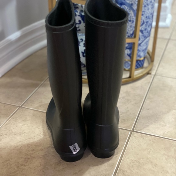 UGG SHELBY TALL BOOTS - Picture 2 of 4